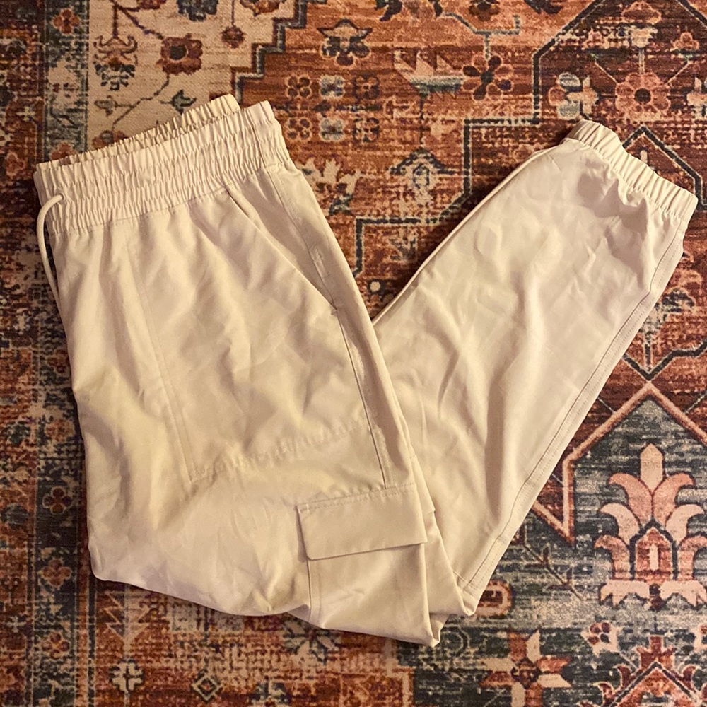 NWOT Old Navy Cargo Jogger